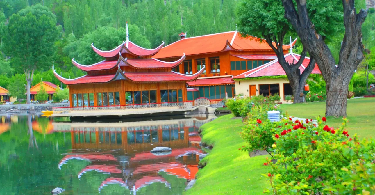 Top 7 Breathtaking Northern Areas to Visit in Pakistan This Year (2025)