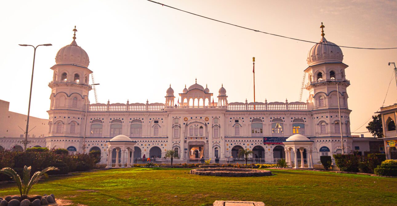 Top 5 Must-Visit Sikh Pilgrimage Sites in Pakistan for 2025